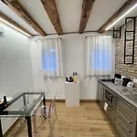 Loft For Couples Close To The Ghetto
