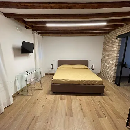 Loft For Couples Close To The Ghetto *